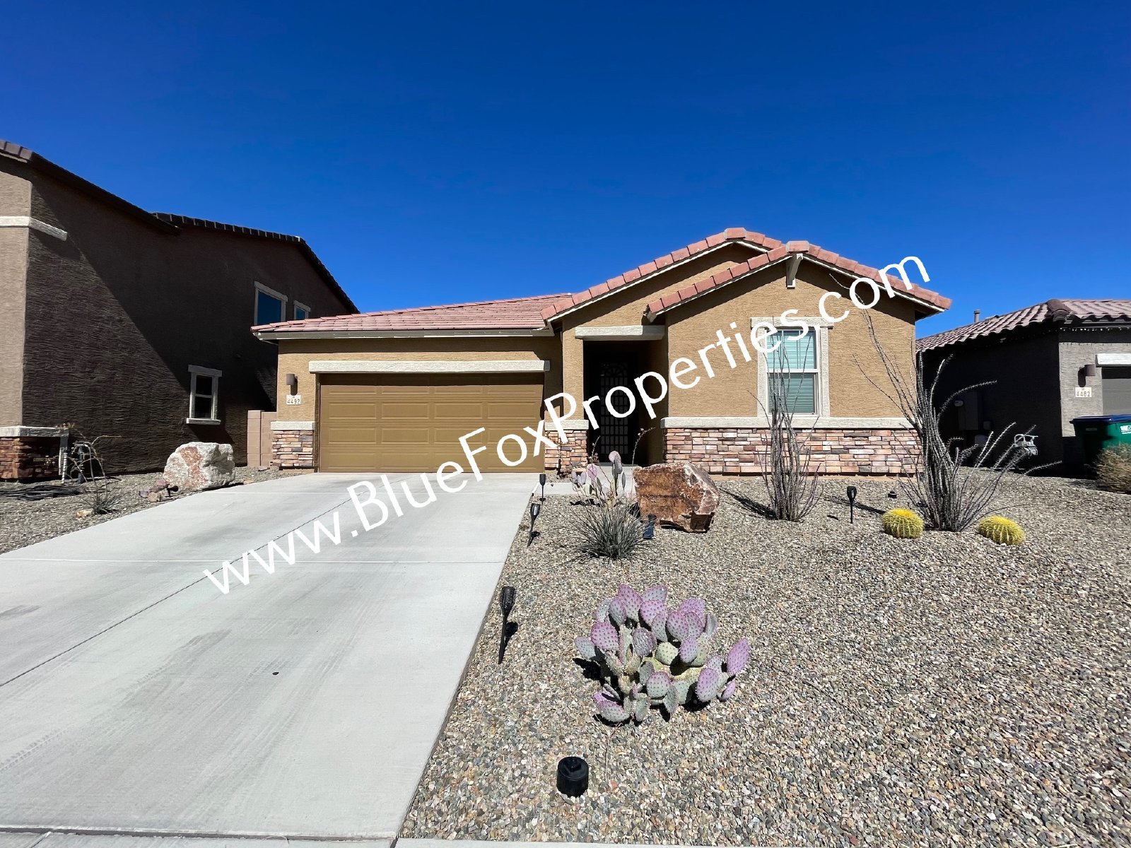 4492 W Kaylah Dr Tucson, AZ 857468608 Blue Fox Properties