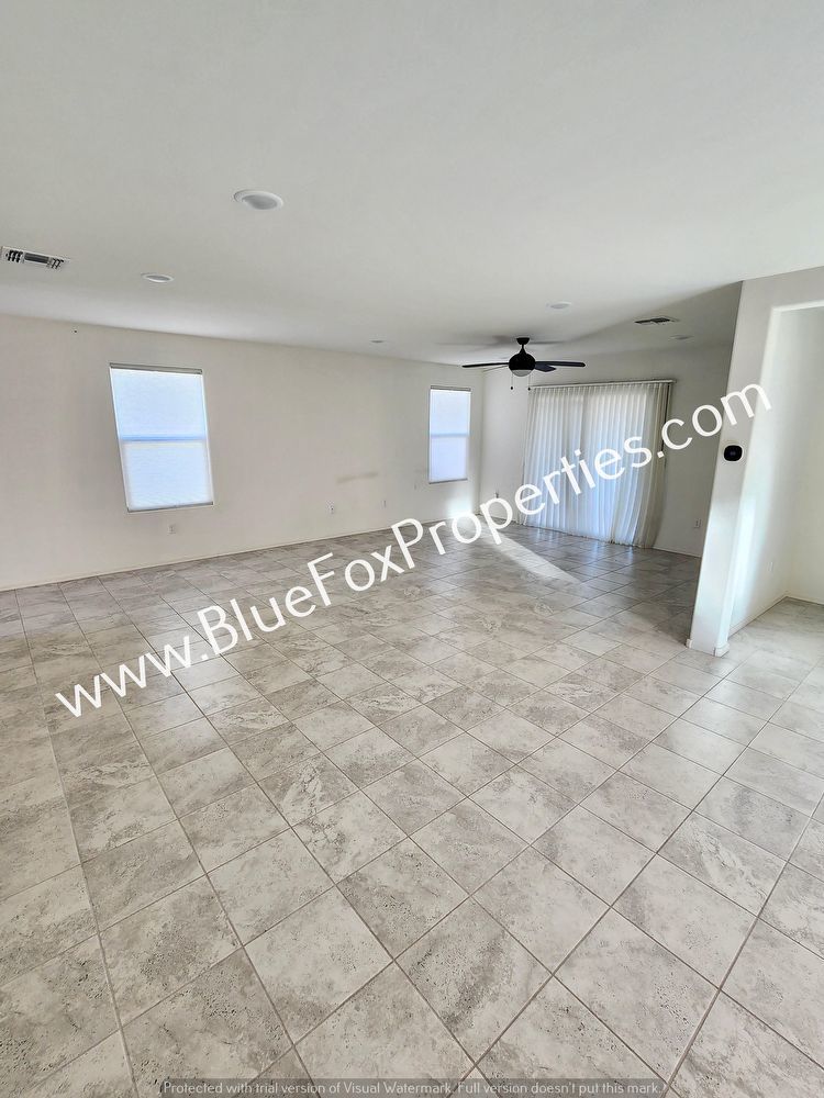 4521 S. Sunrise Bluff Way property image