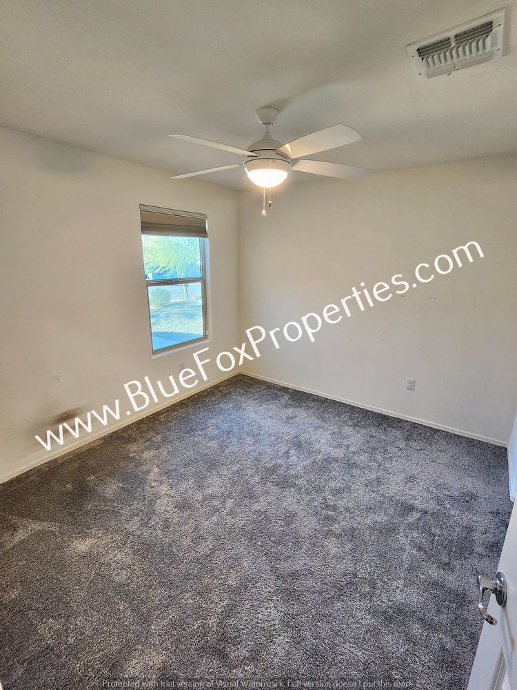 4521 S. Sunrise Bluff Way property image