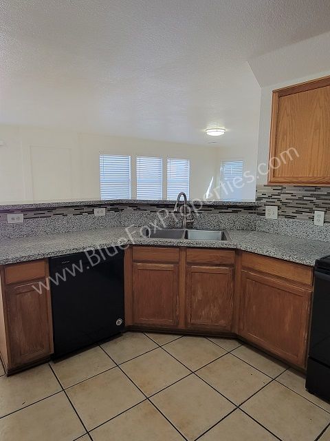 3 Bedroom, 2 Bathroom home property image