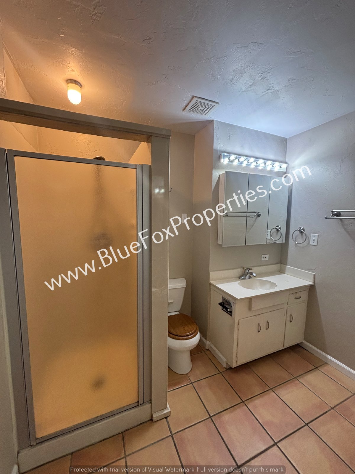 5051 E Cecelia St property image