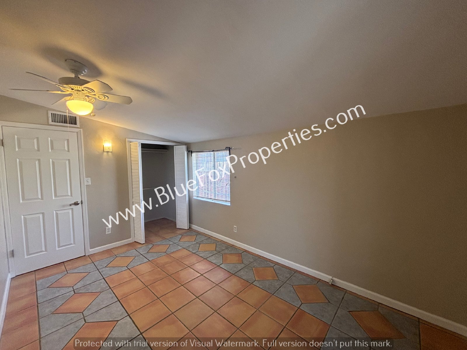 5051 E Cecelia St property image