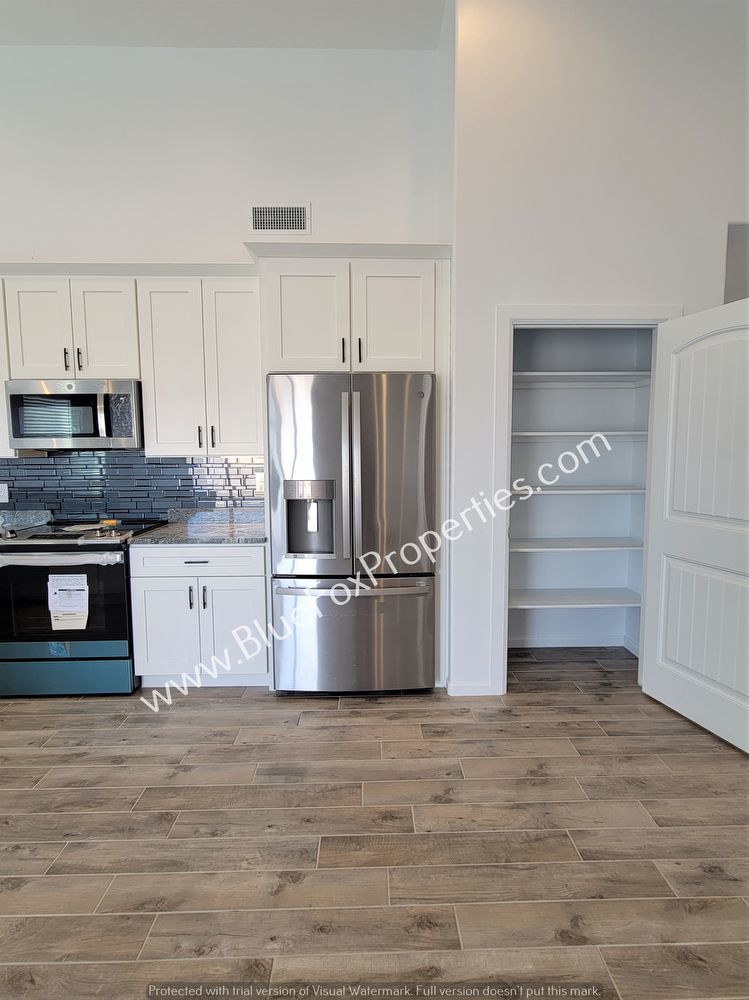 237 S Montgomery Ave property image