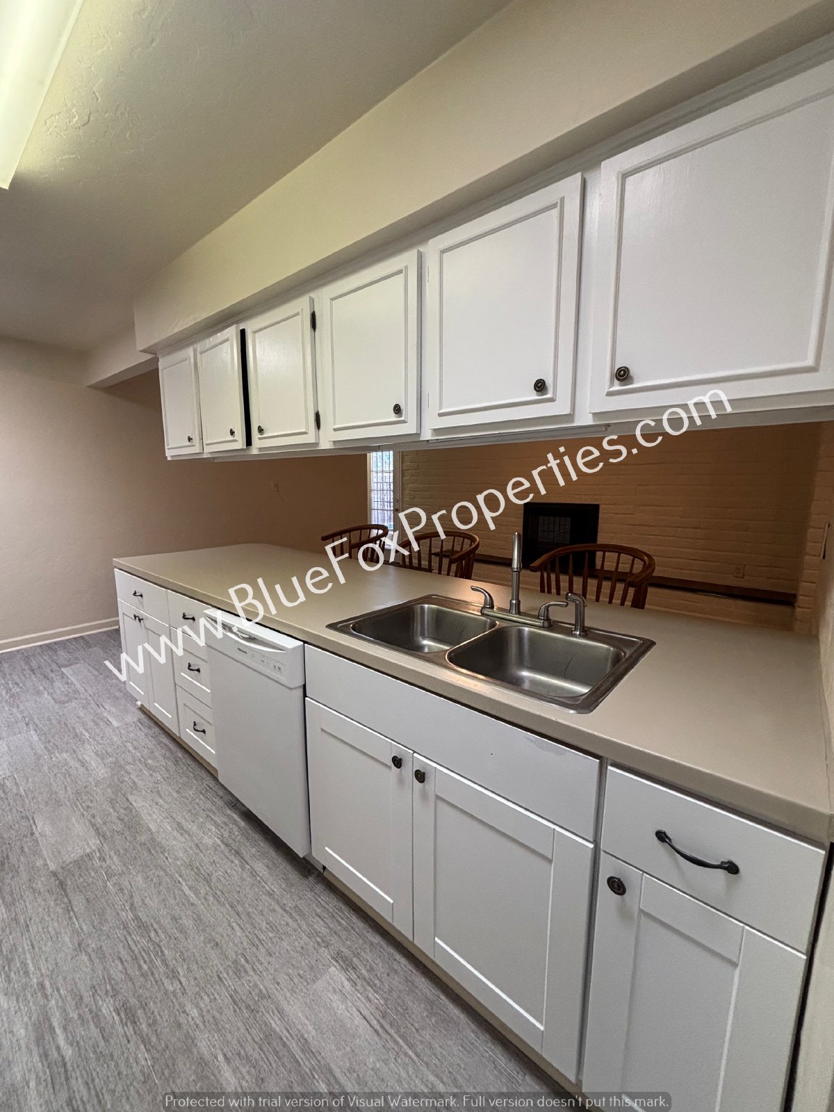 1716 S Sleepy Hollow Ave property image