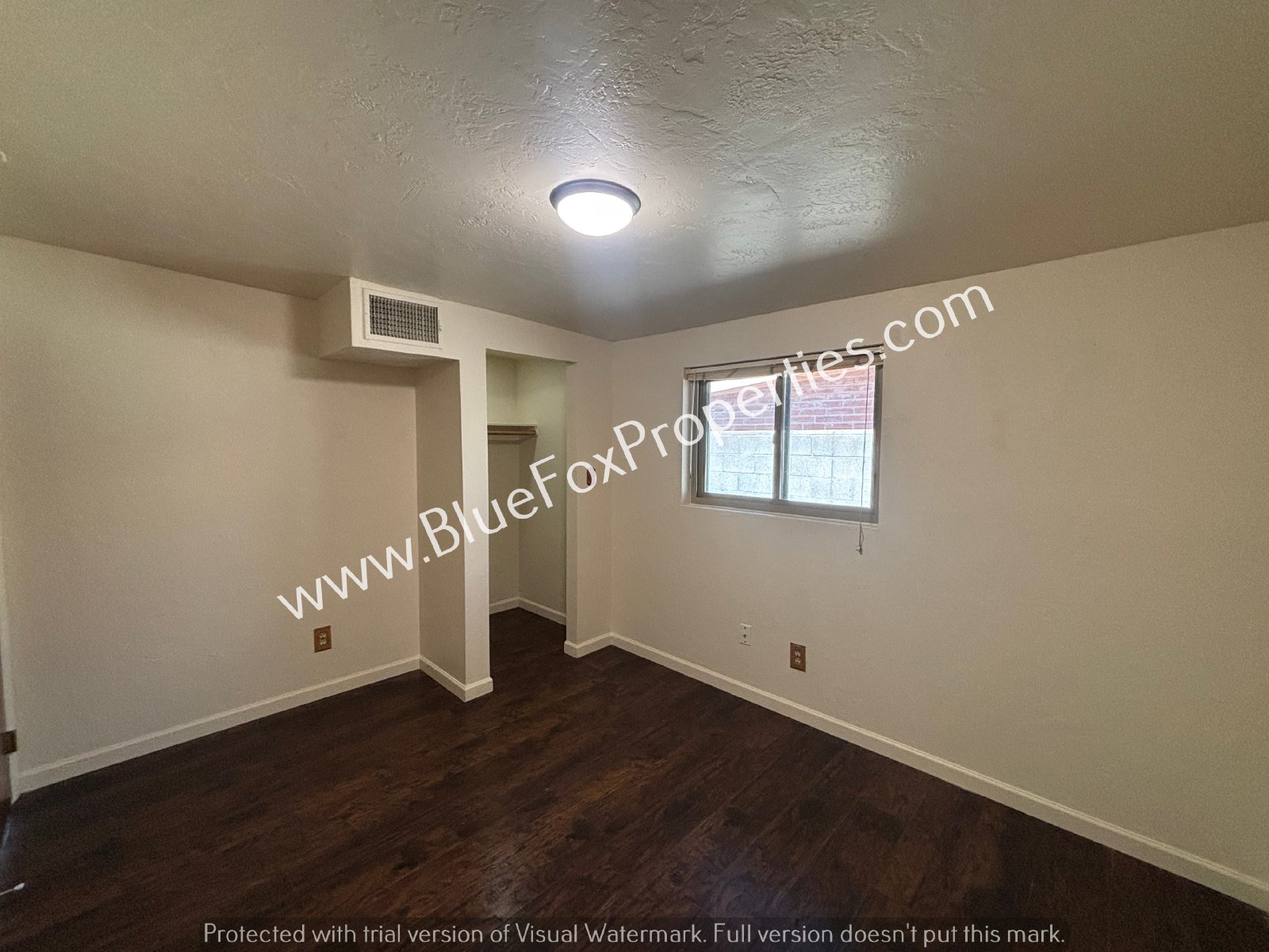 1716 S Sleepy Hollow Ave property image