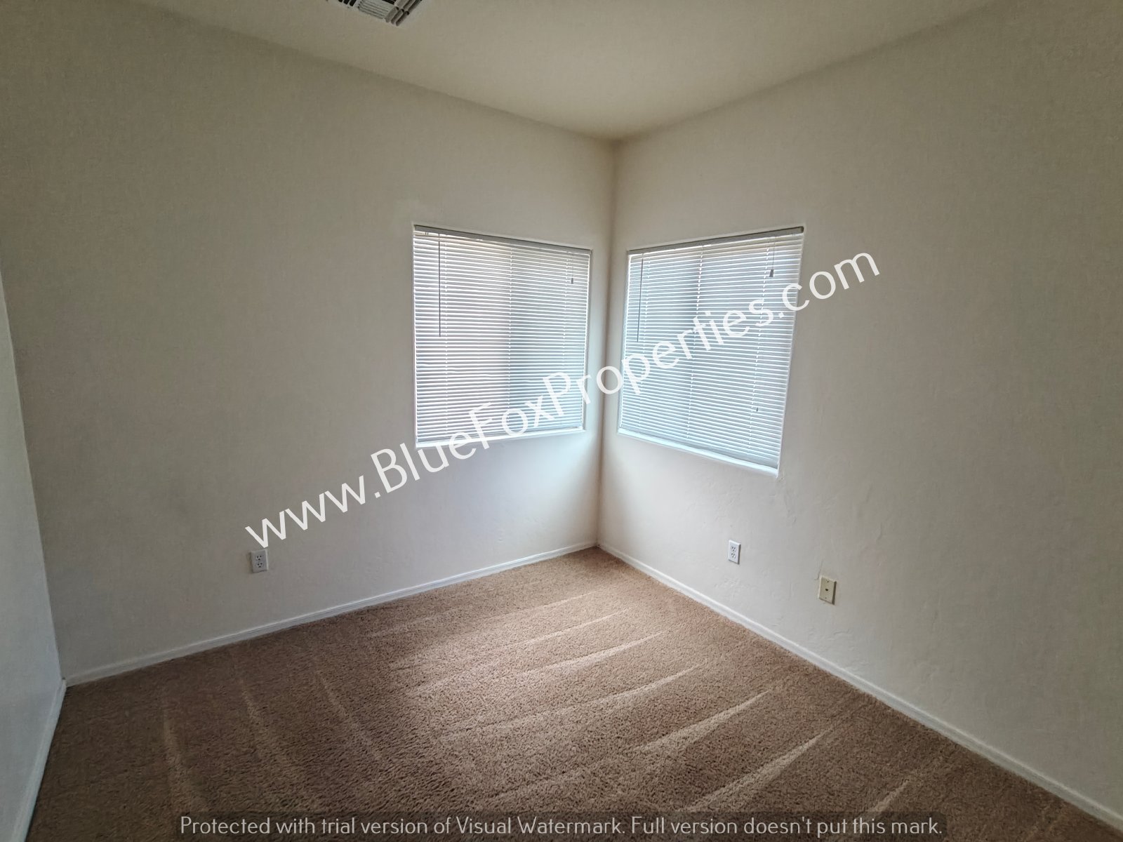 8262 W Zlacket Dr property image