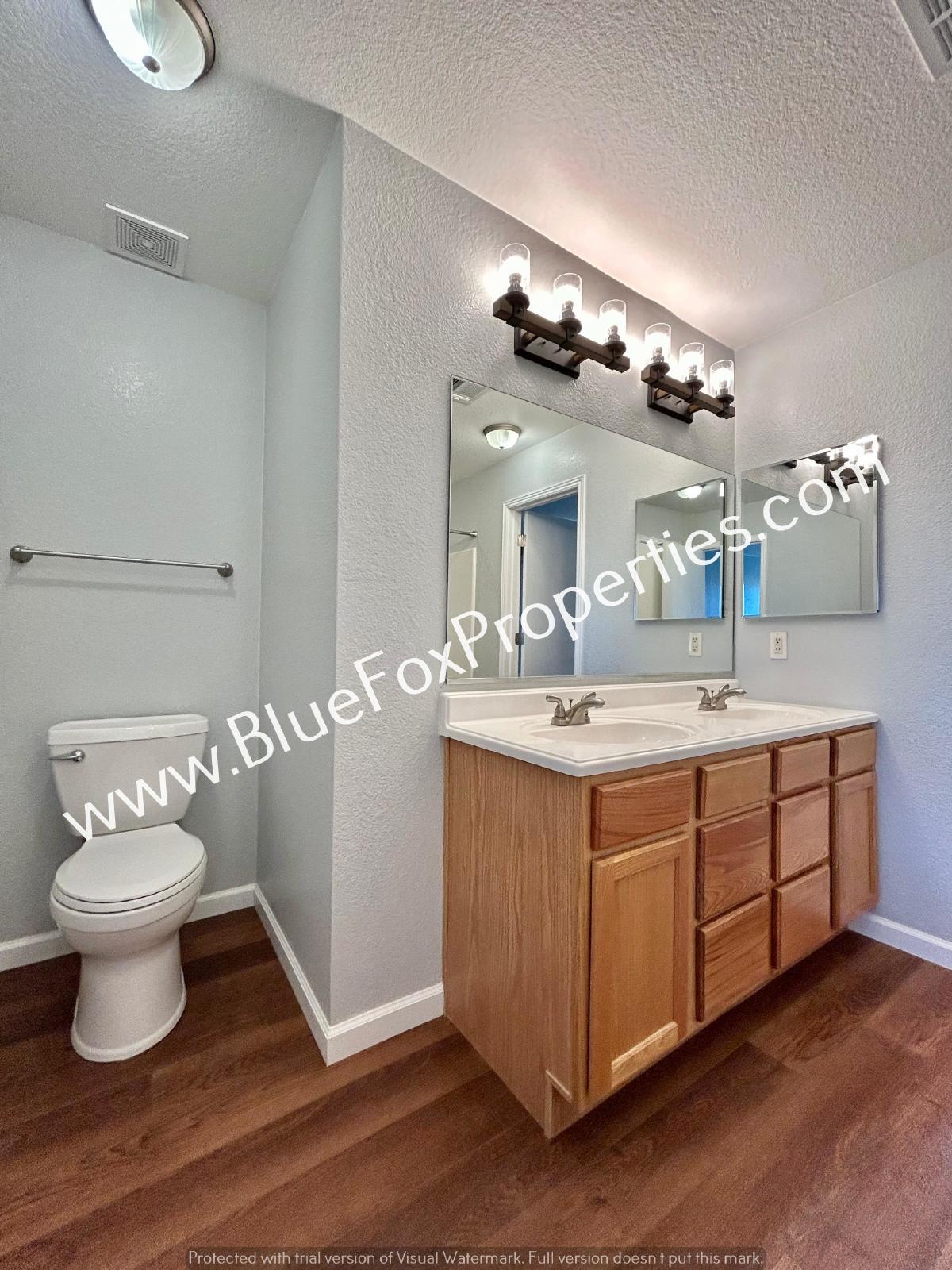 10066 N Blue Crossing Way property image
