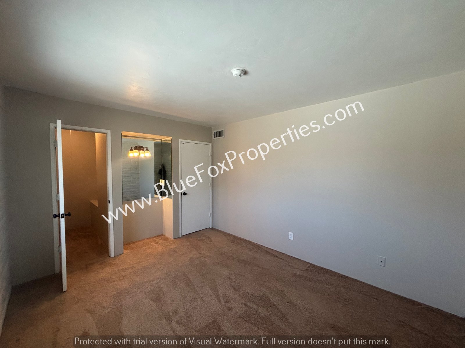 6549 E Calle La Paz Unit C property image