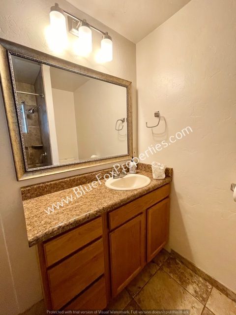 4426 E. 16th St property image