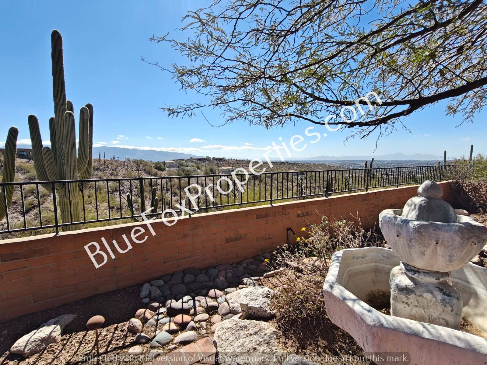 4402 N Camino Ferreo property image