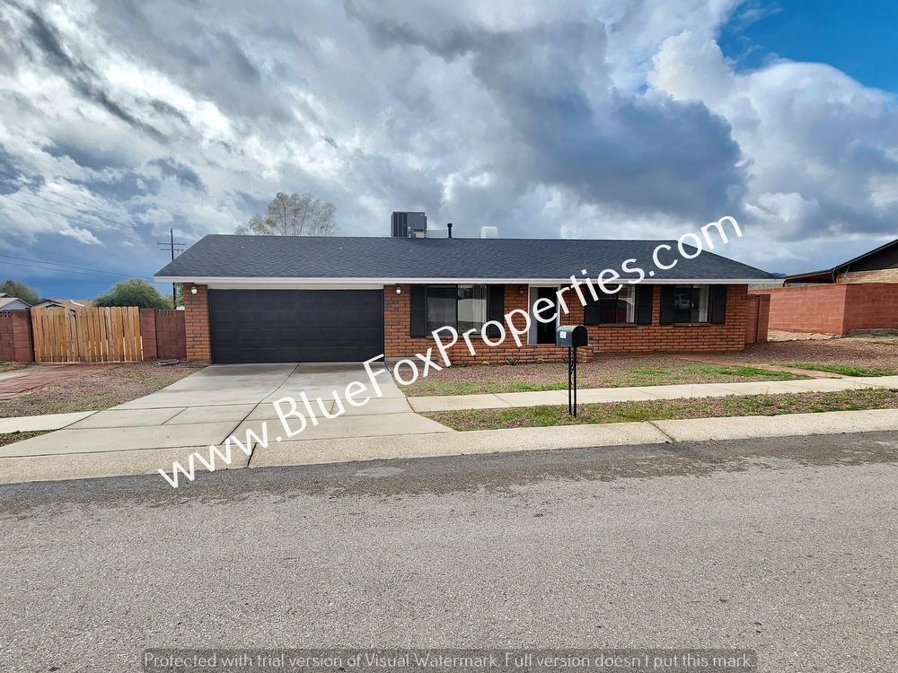 3401 W Green Ridge Dr property image