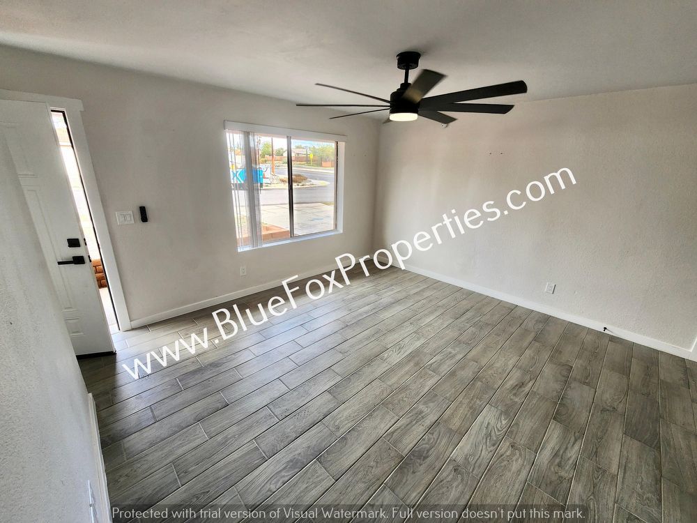 3401 W Green Ridge Dr property image