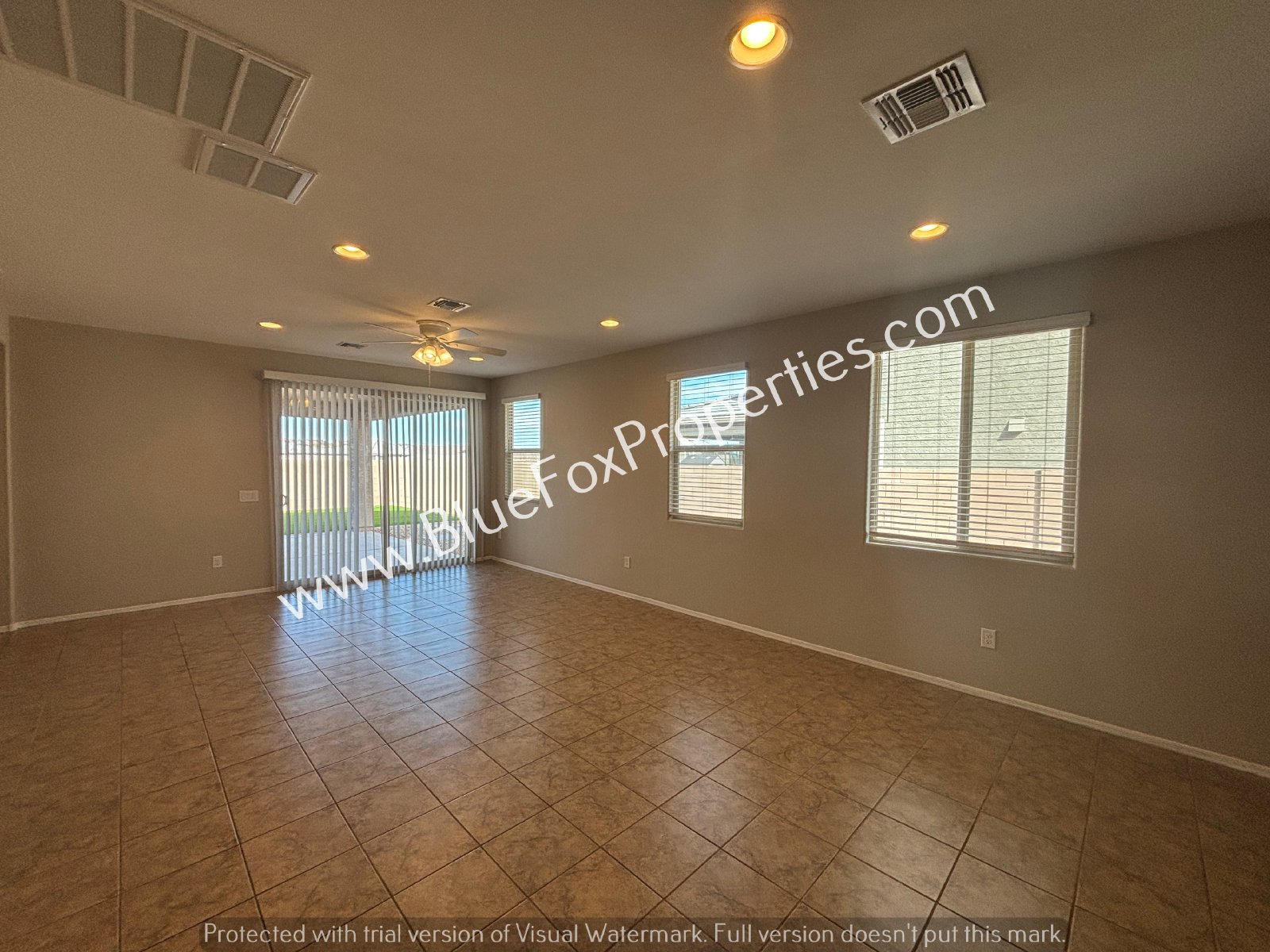 10140 S Rolling Water Dr property image