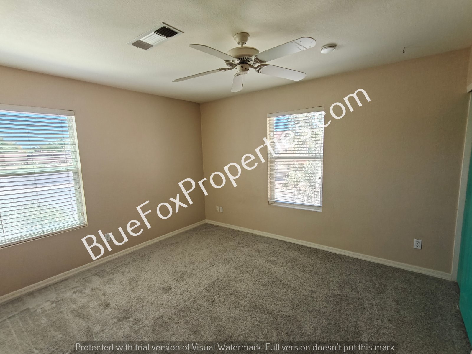 3 Bedroom 2-Story Large Backyard property image