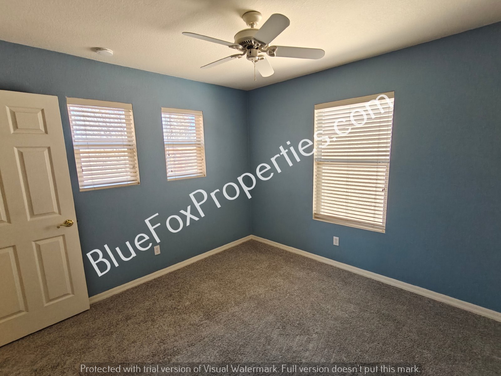 3 Bedroom 2-Story Large Backyard property image