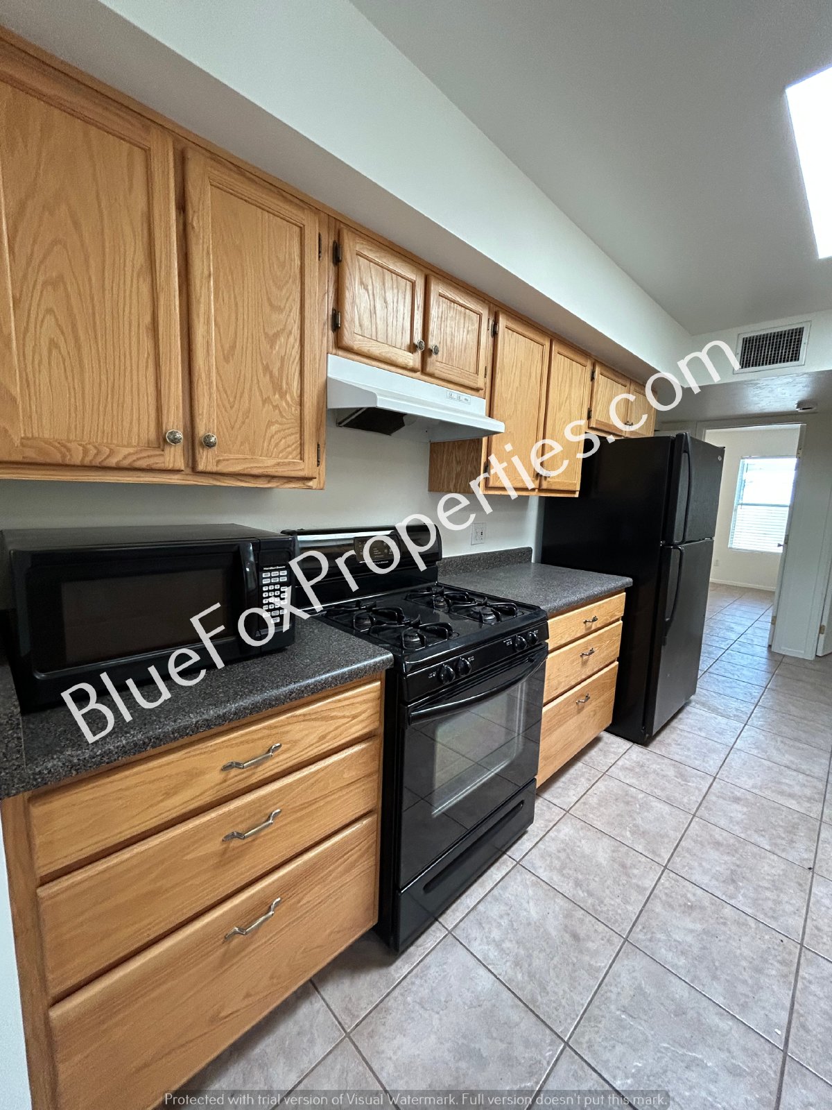 Cute and charming home awaits for your move in! property image