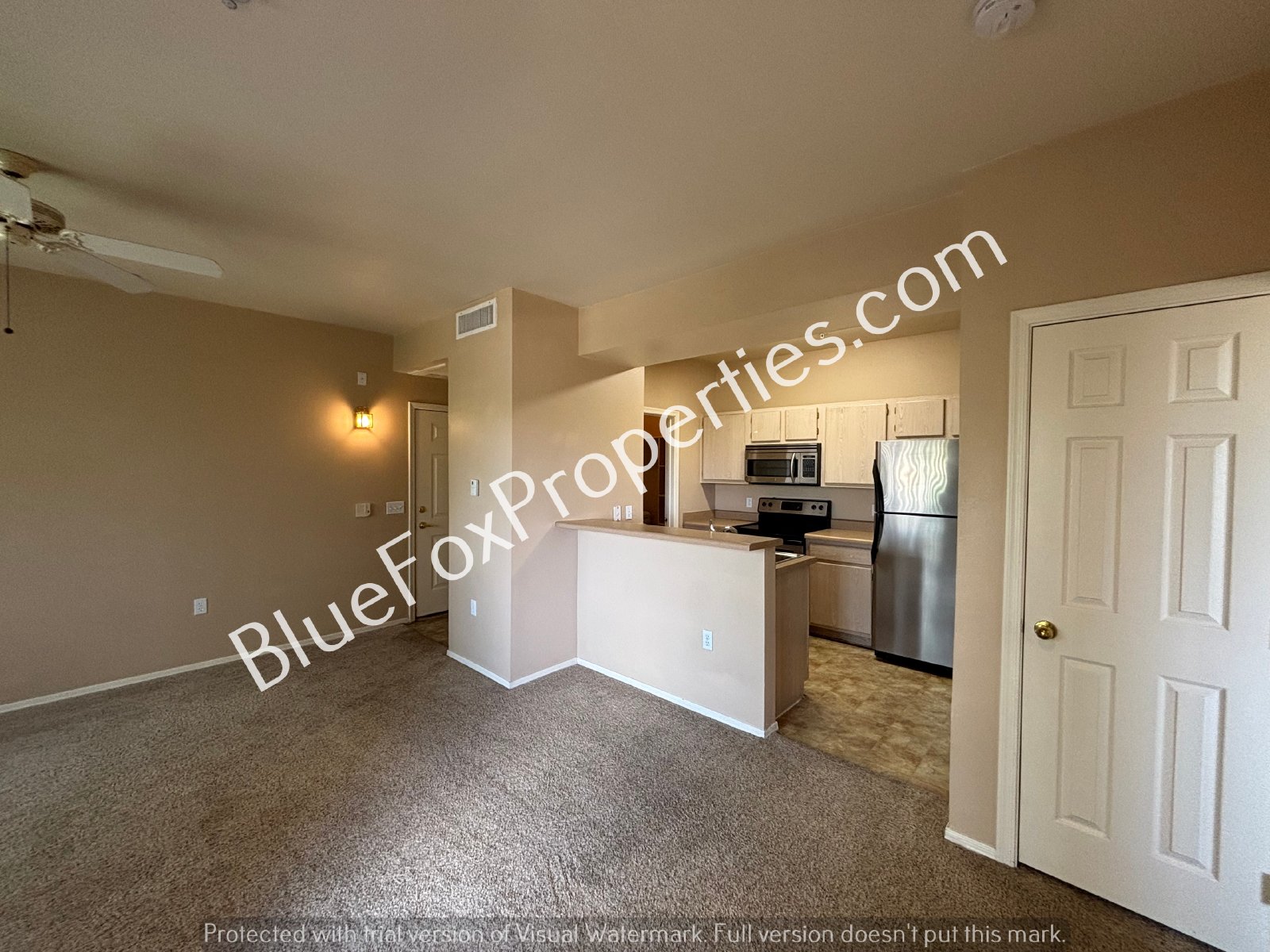1 bed, 1 bath condo located in the gated Condominiums at The William Center property image