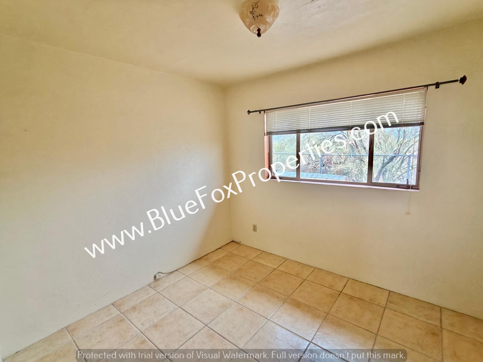 6728 N Abington Rd property image