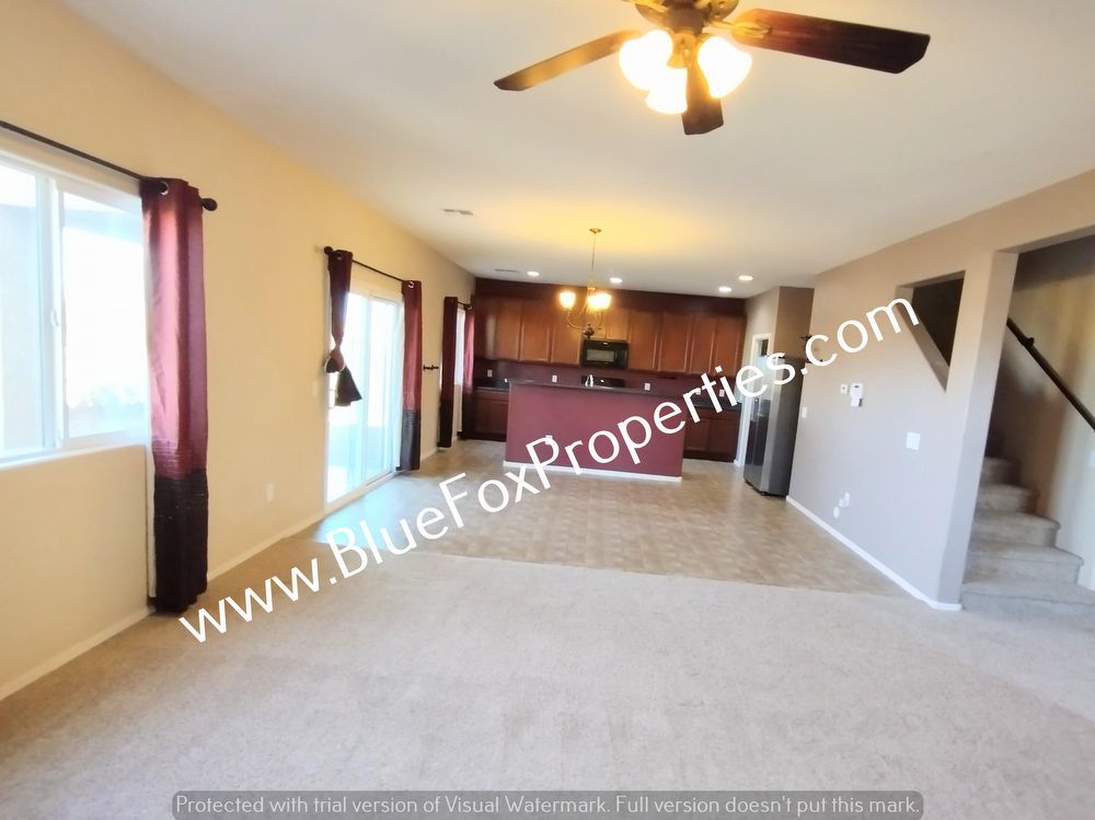 432 W R G Lee Pl property image