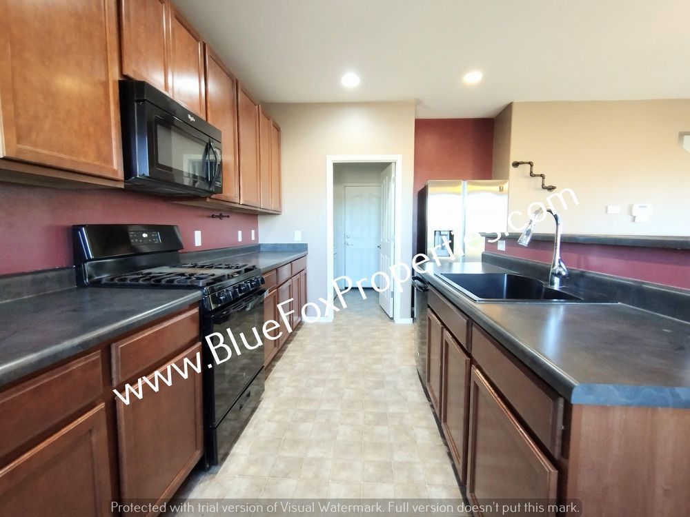 432 W R G Lee Pl property image