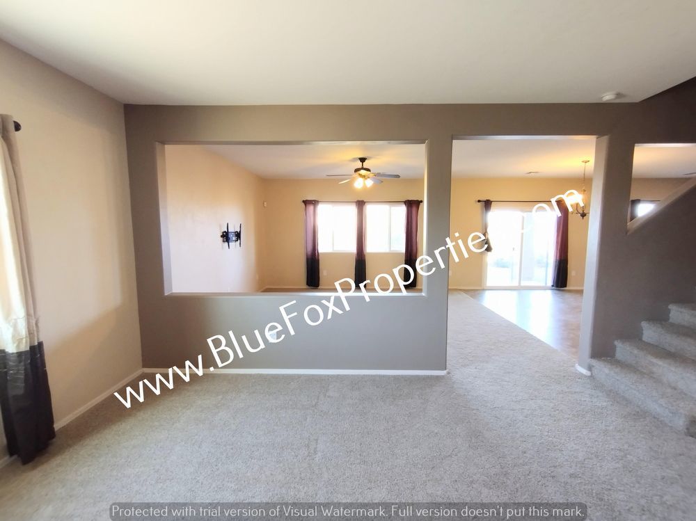 432 W R G Lee Pl property image