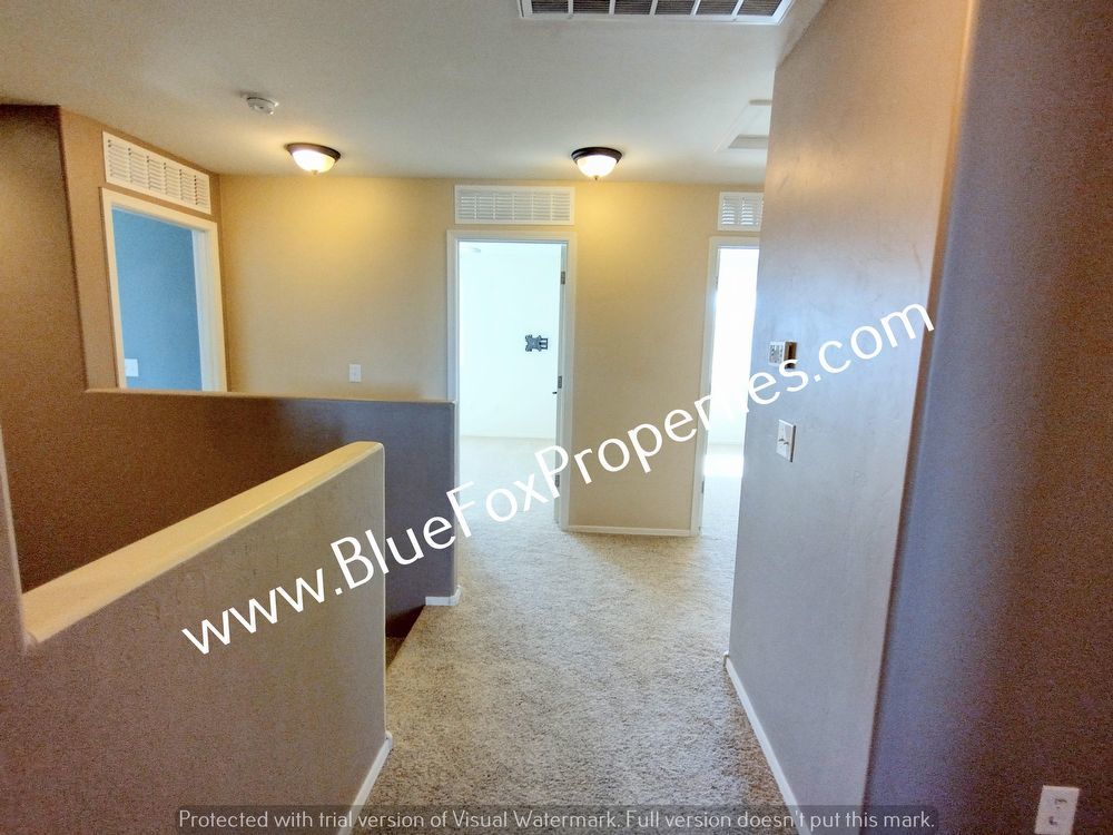 432 W R G Lee Pl property image