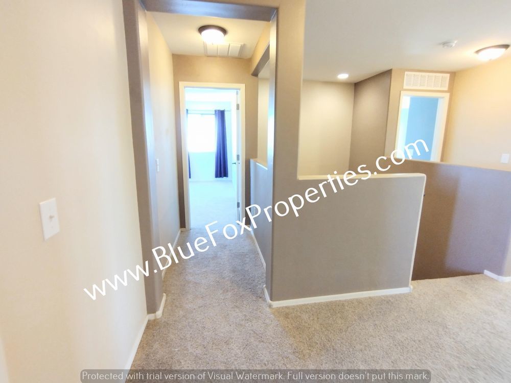 432 W R G Lee Pl property image