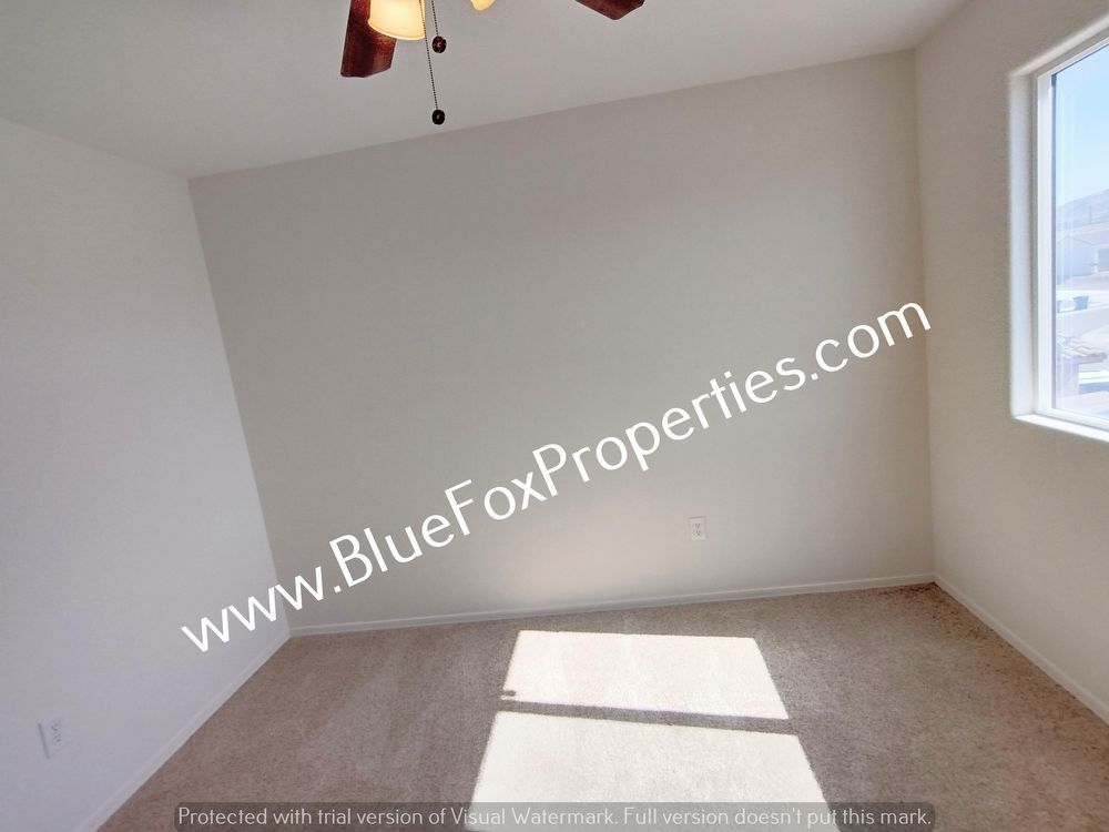 432 W R G Lee Pl property image