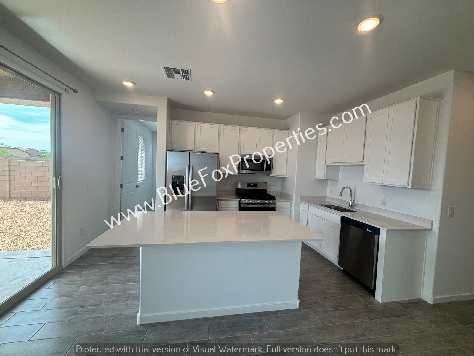 35049 S Lasso Ln property image