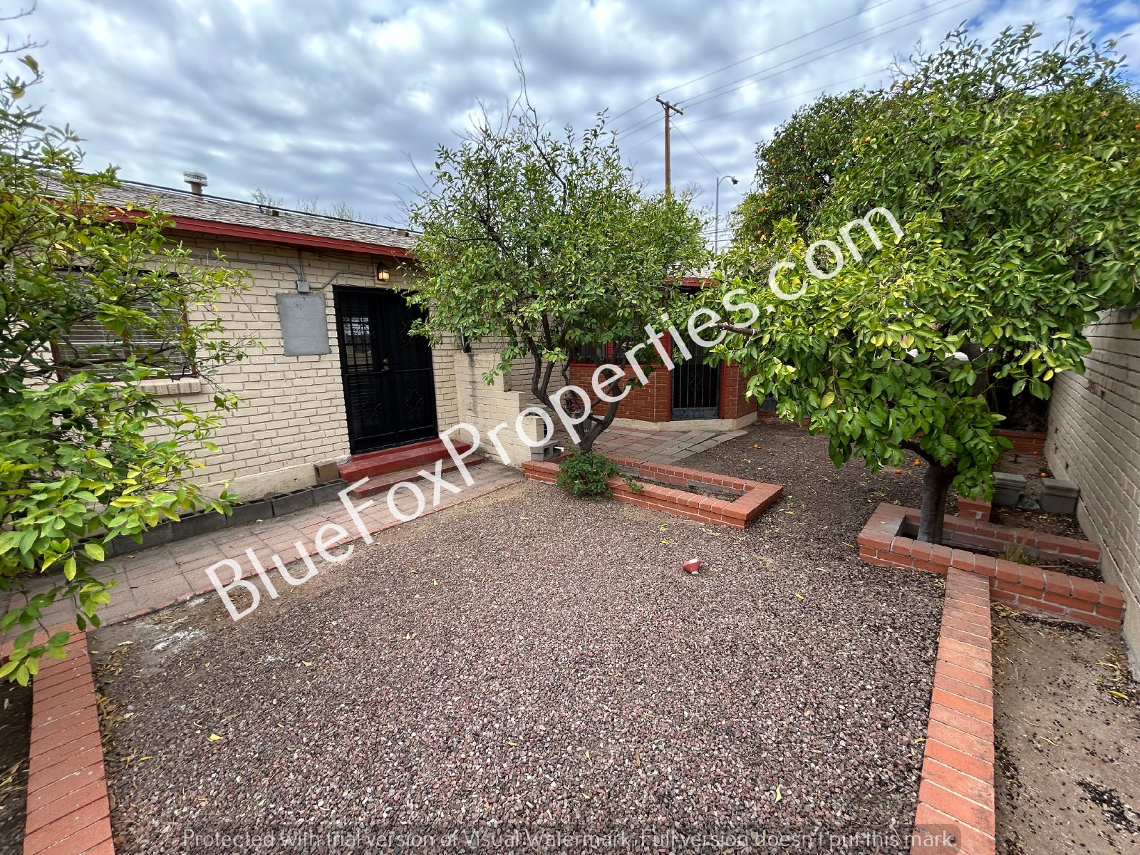 1905 E 2nd St property image