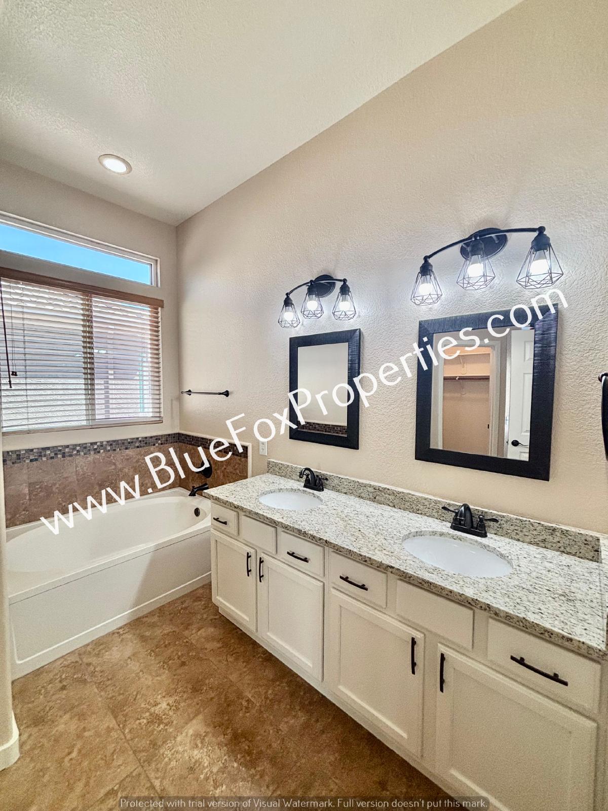 5362 W Lace Cactus Pl property image