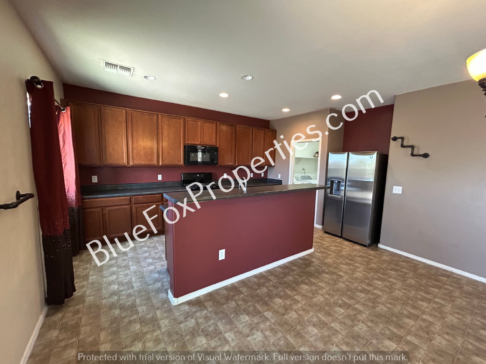 432 W R G Lee Pl property image