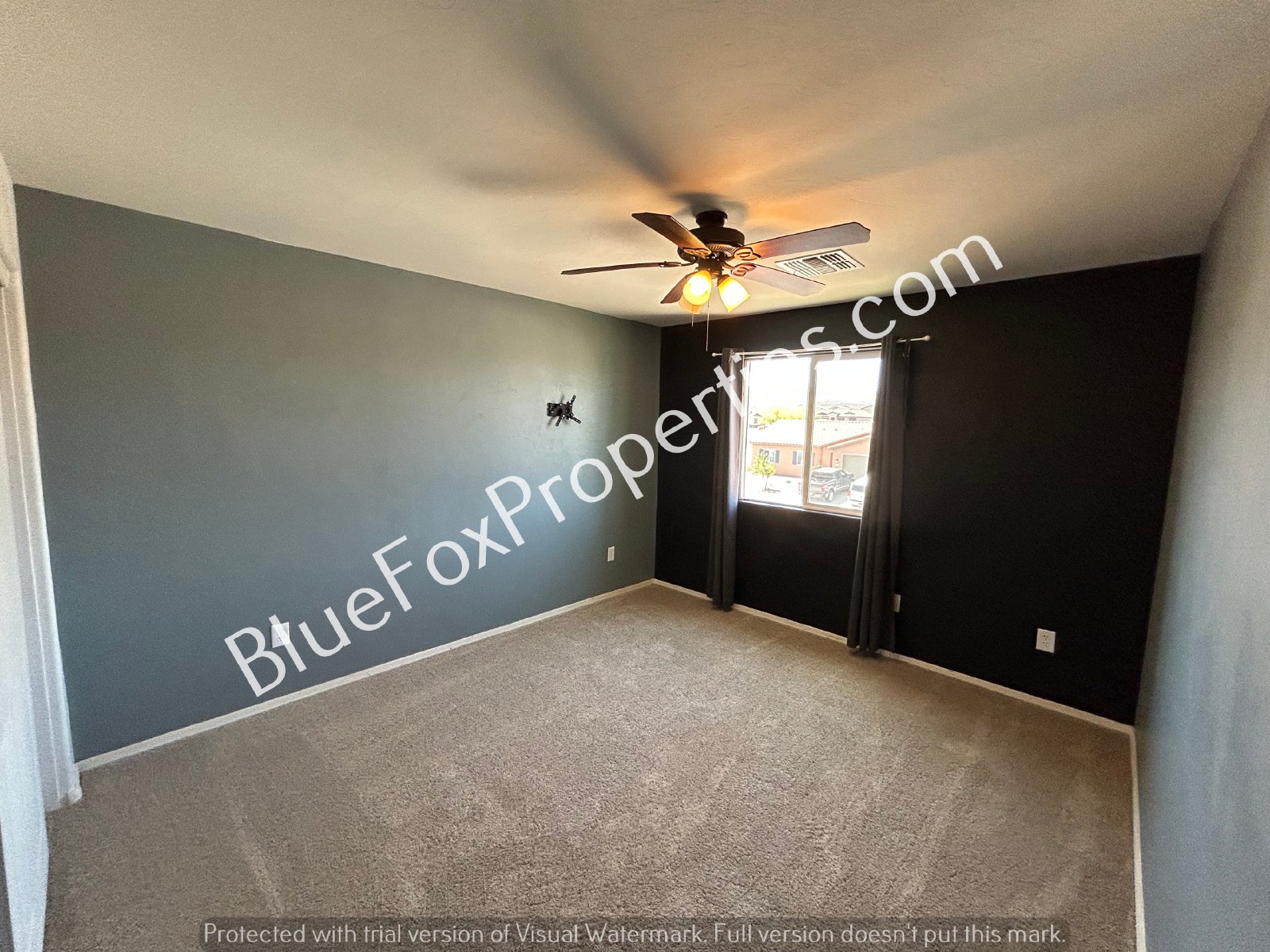432 W R G Lee Pl property image