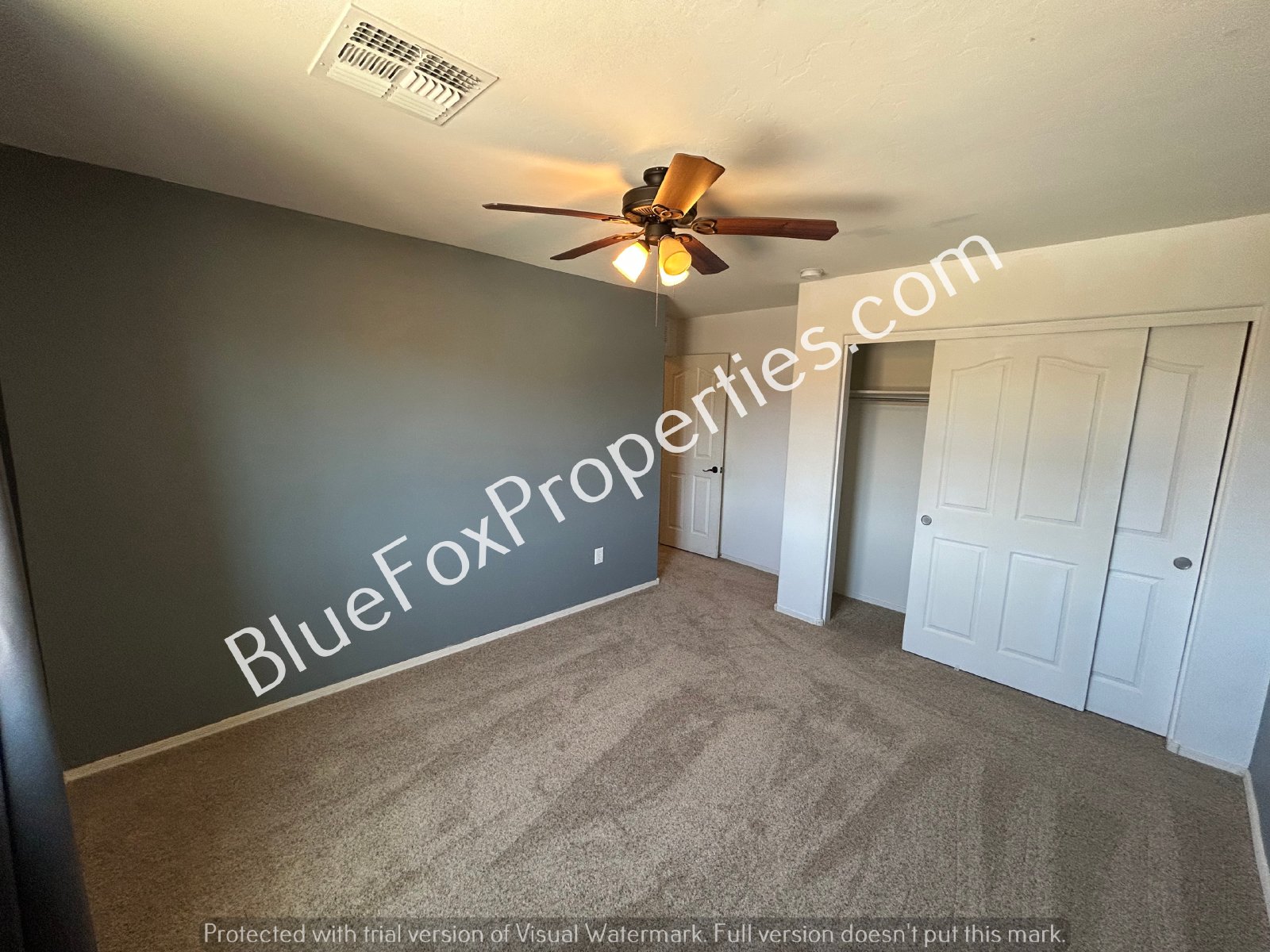 432 W R G Lee Pl property image