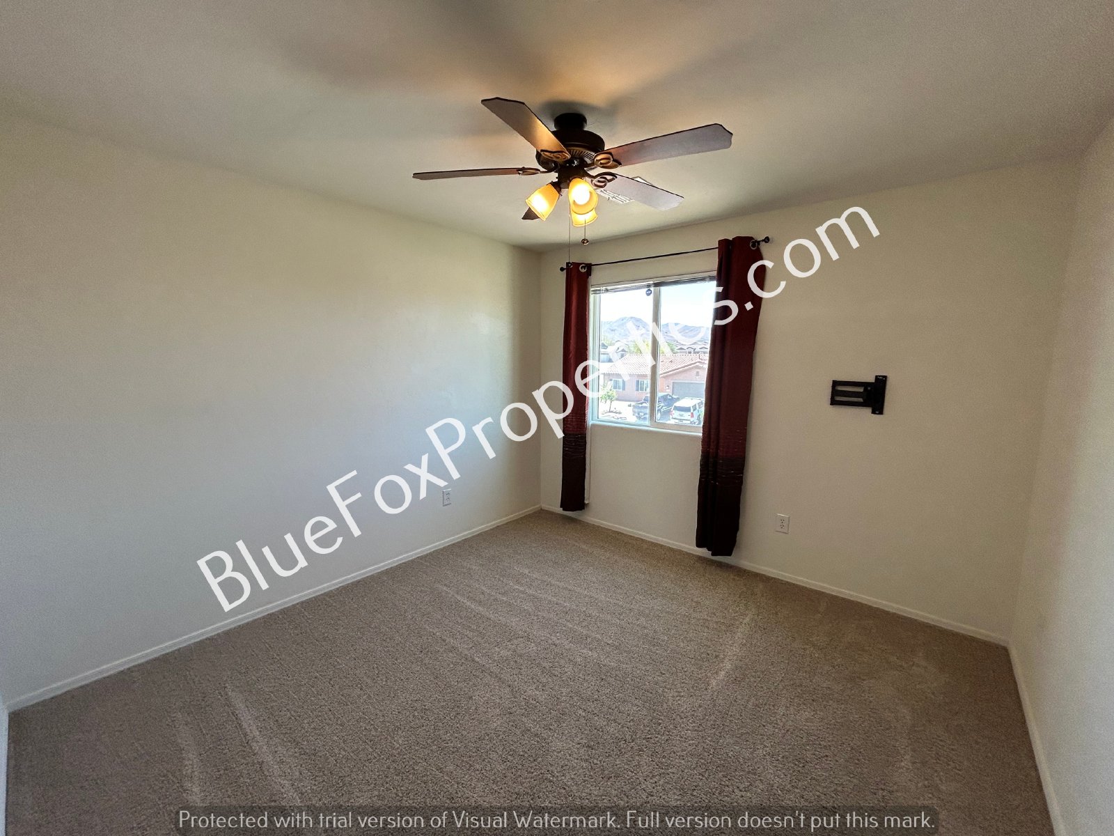 432 W R G Lee Pl property image
