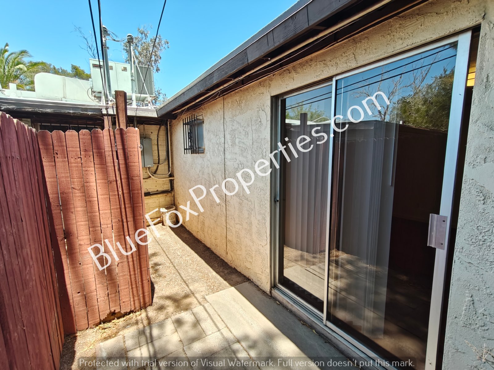 4142 E Spring St Unit 2! property image