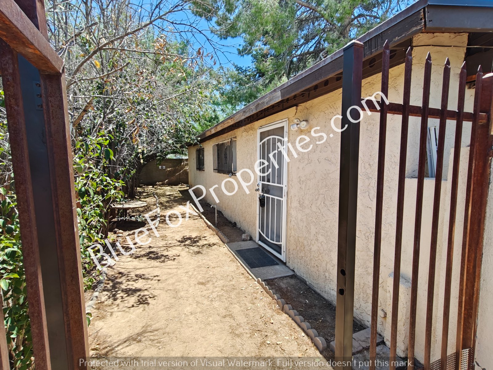 4142 E Spring St Unit 2! property image
