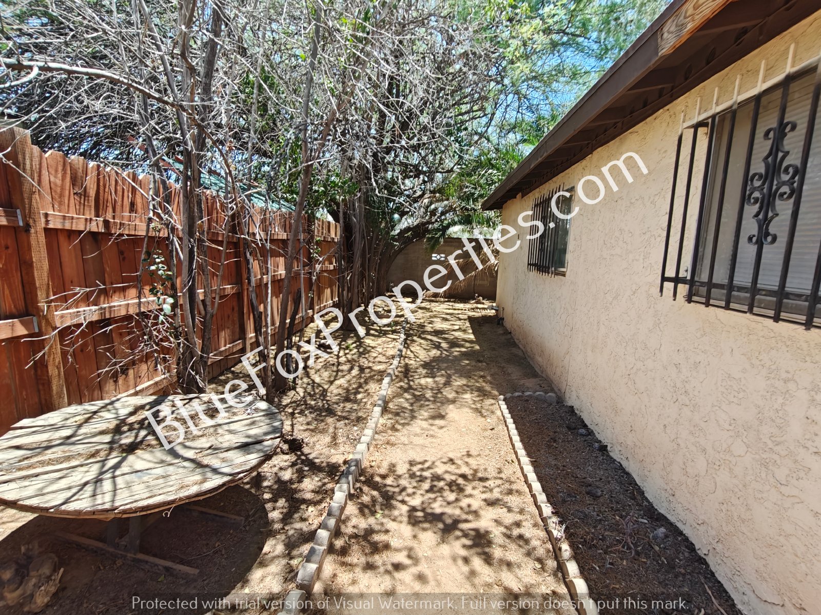 4142 E Spring St Unit 2! property image