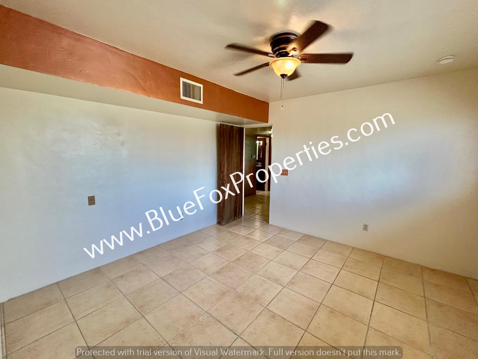 6728 N Abington Rd property image
