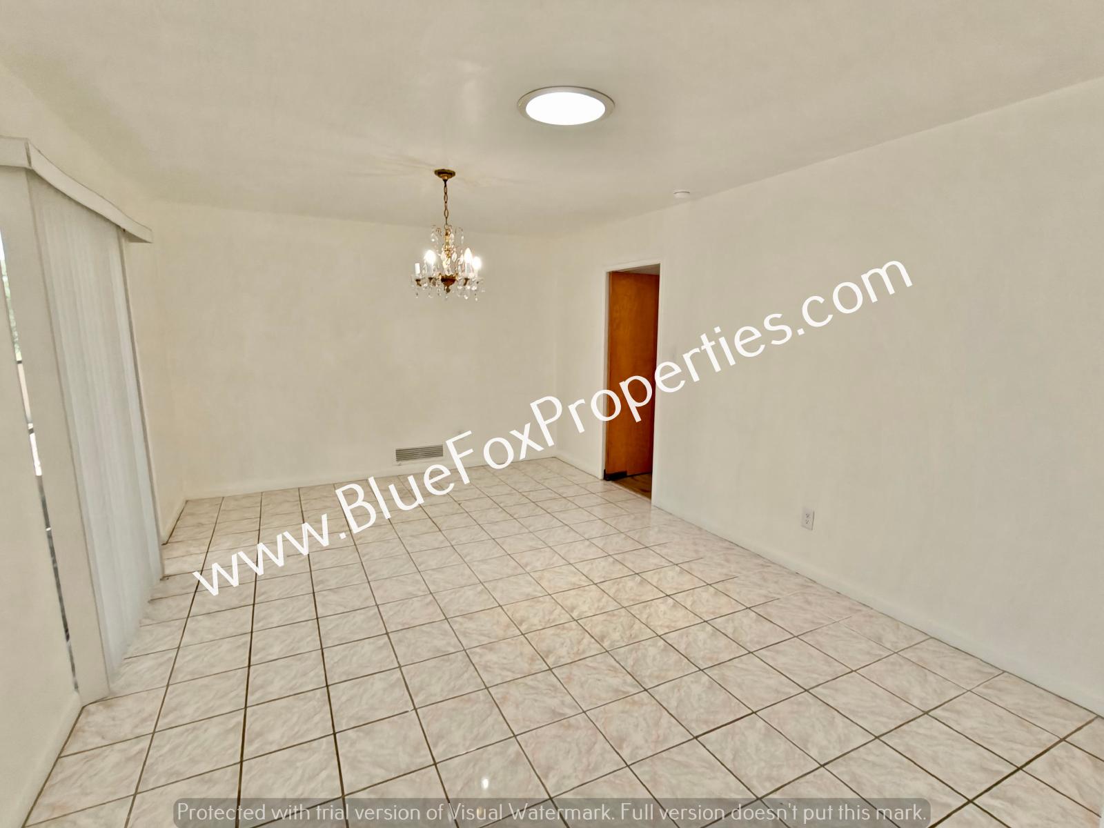 5755 E 6th St property image