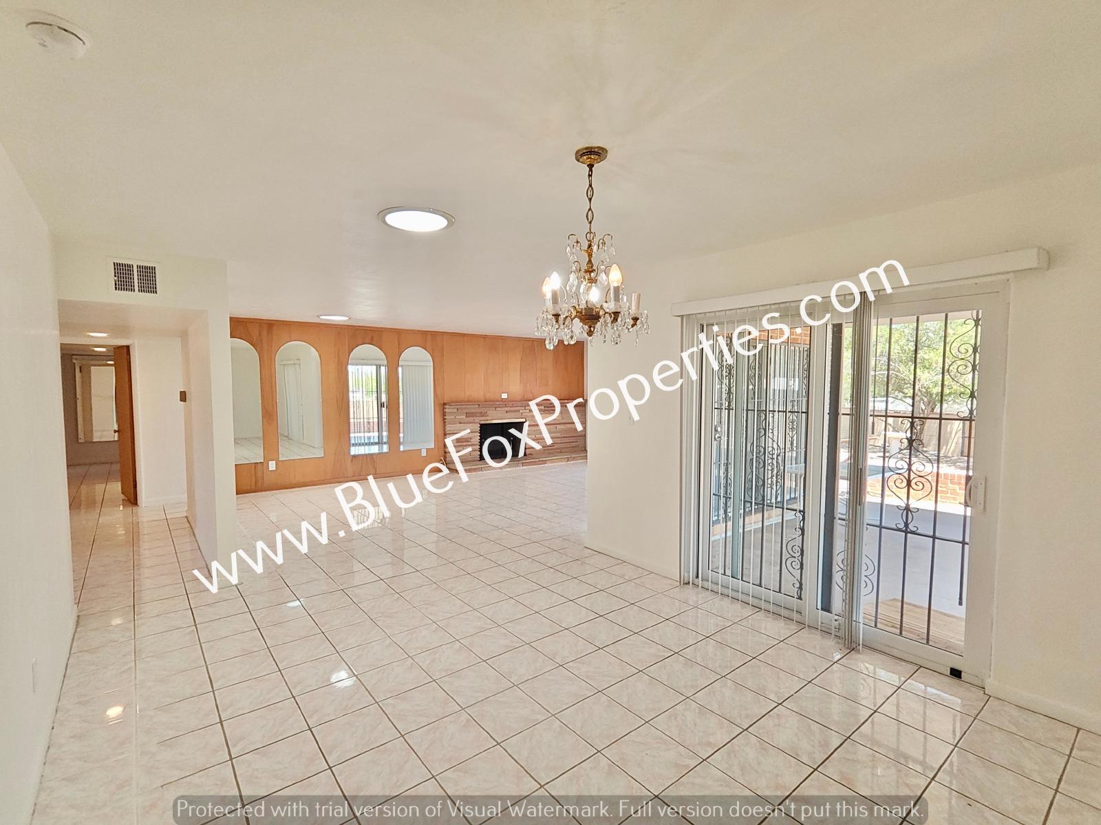 5755 E 6th St property image