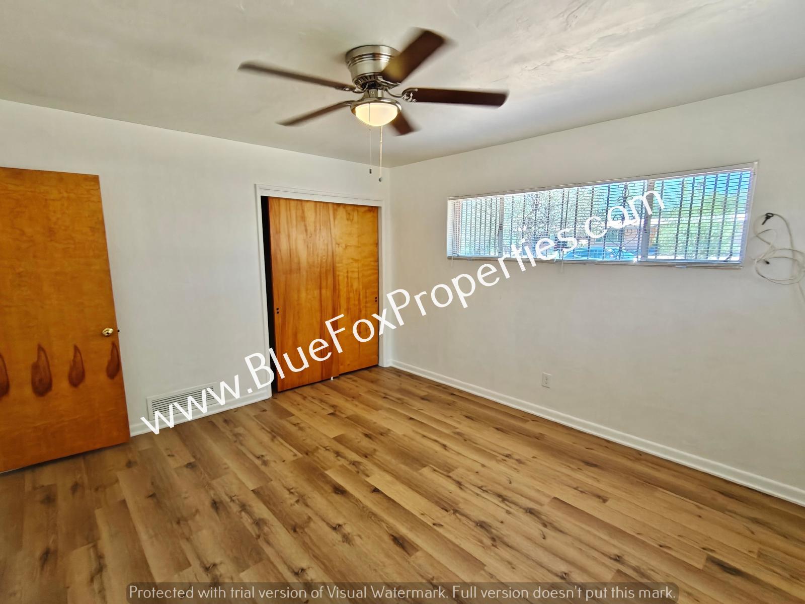 5755 E 6th St property image