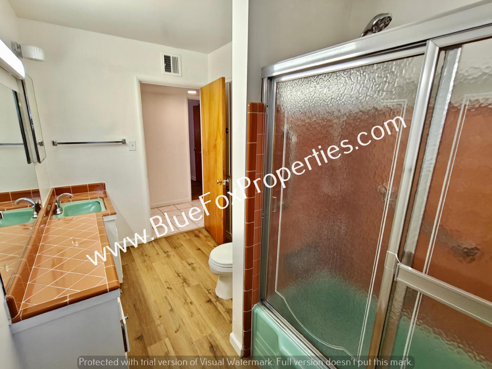 5755 E 6th St property image