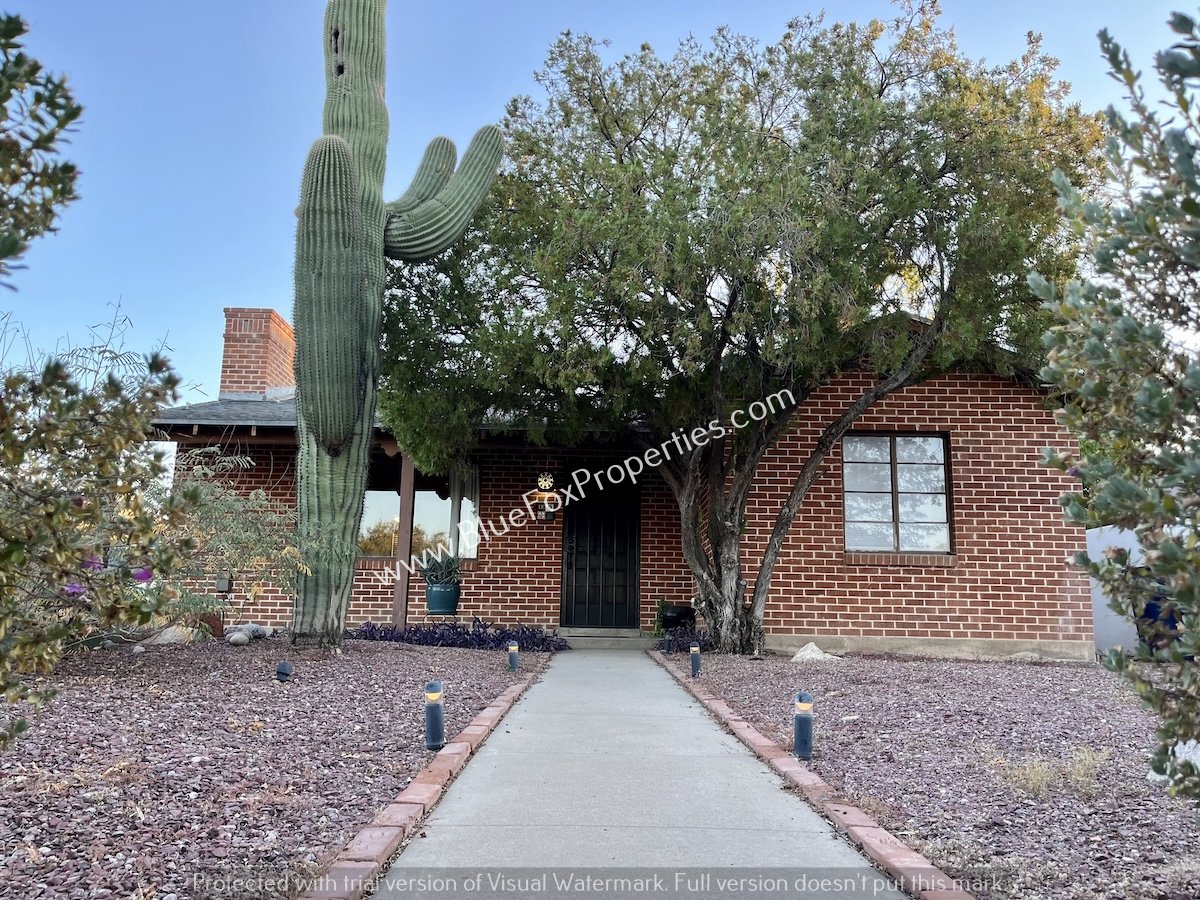 2234 E Helen St property image
