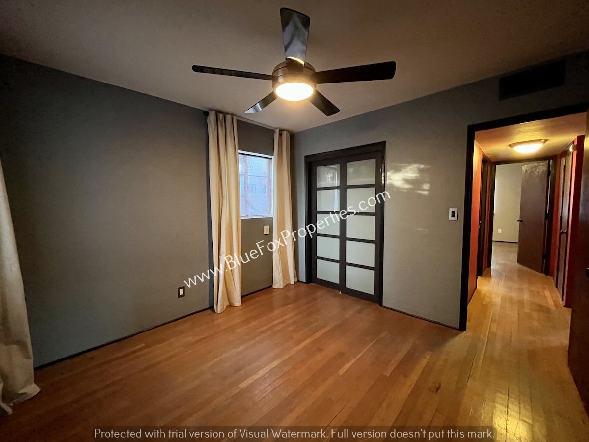 2234 E Helen St property image