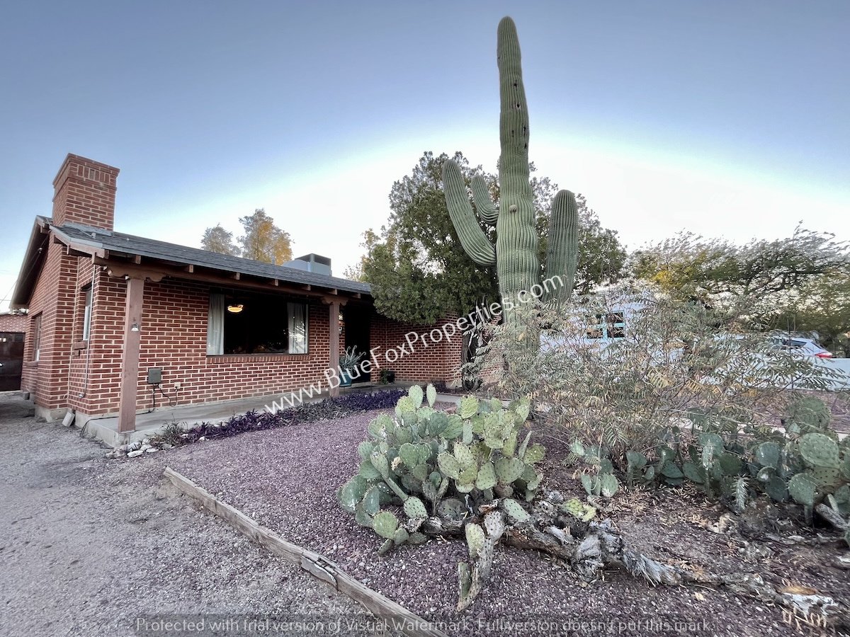 2234 E Helen St property image