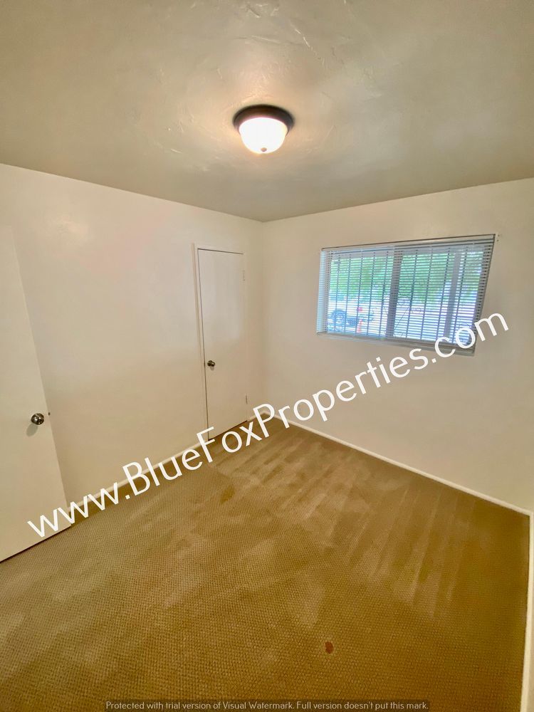 3807 E Dover Stravenue property image