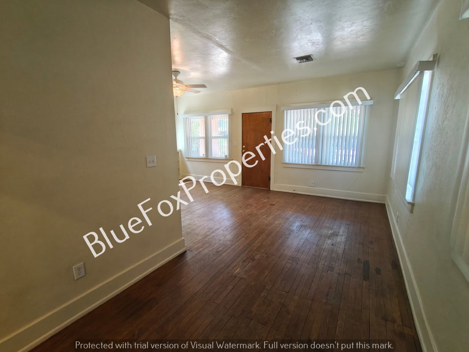 827 E. Helen property image