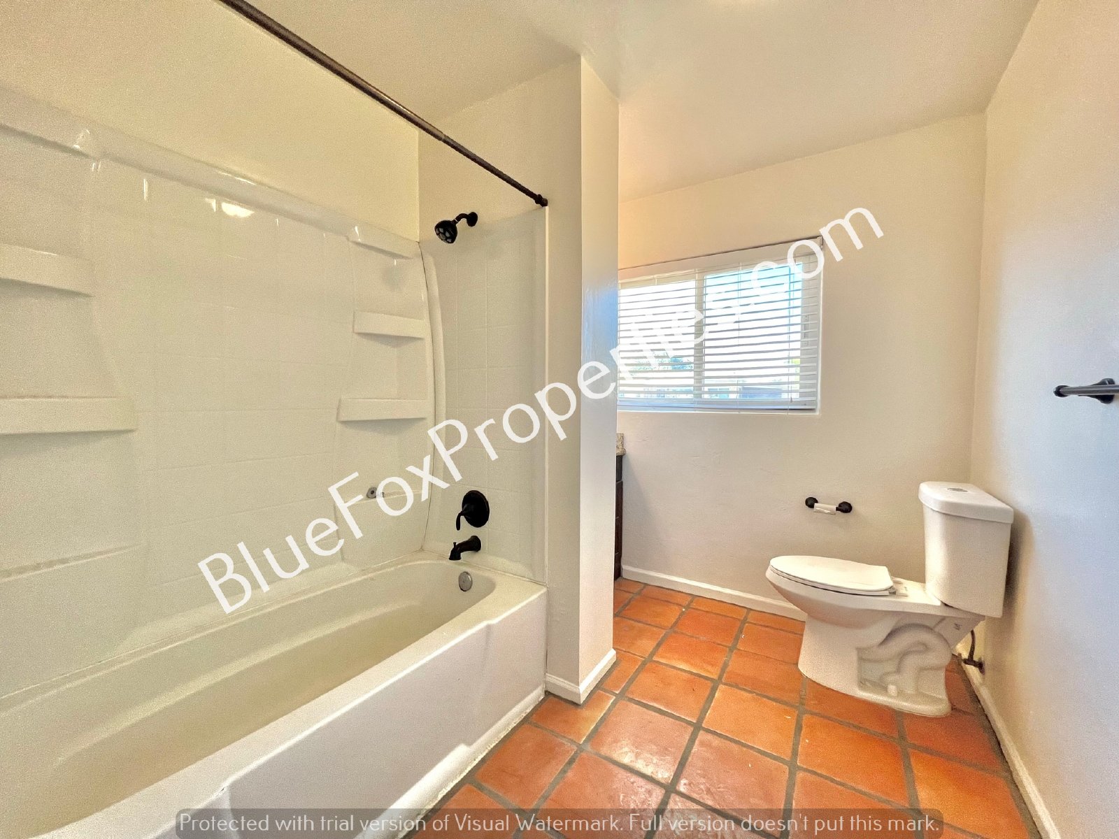 2340 N Hampton Street property image