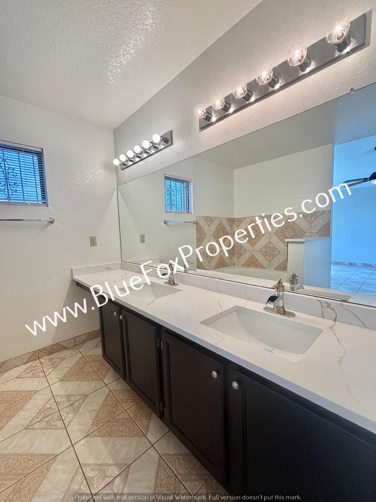 8552 N Winchester Creek Dr property image
